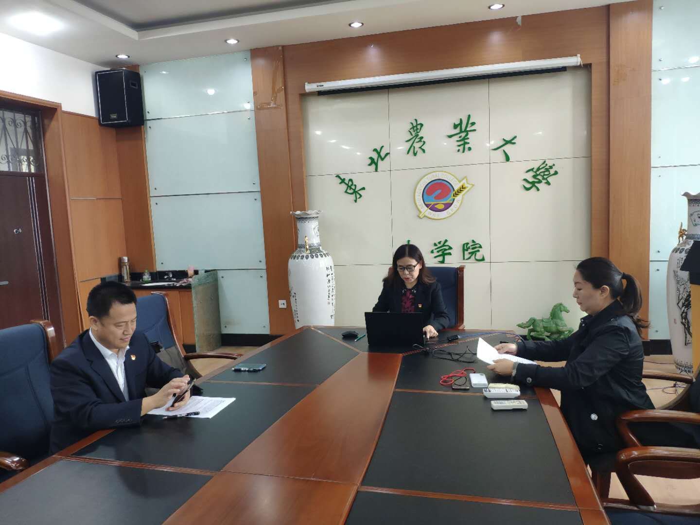 家长会现场